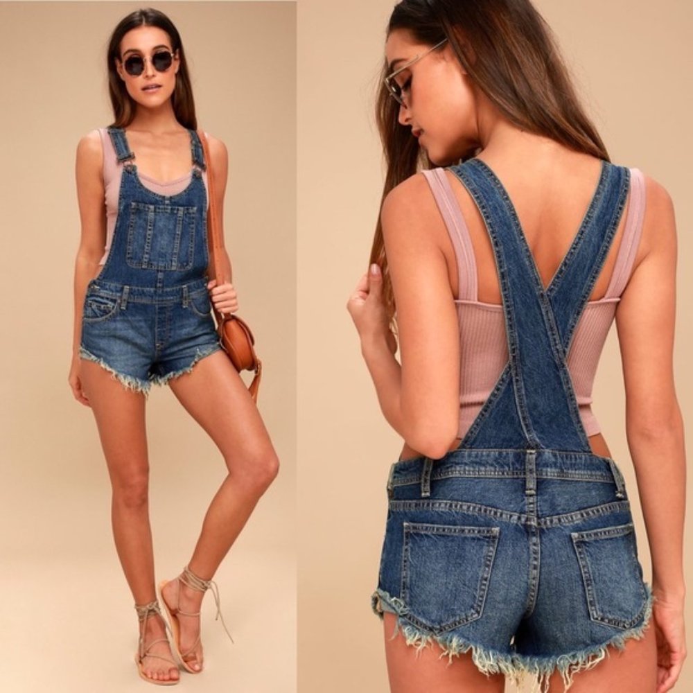NEW! Summer Babe Medium Wash Denim Short Overalls